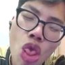 nhìn cmm à